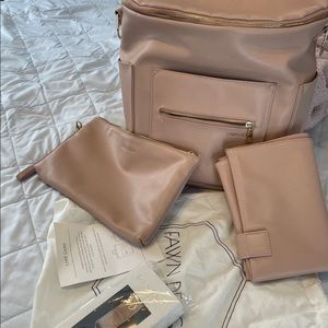 Fawn design diaper bag.